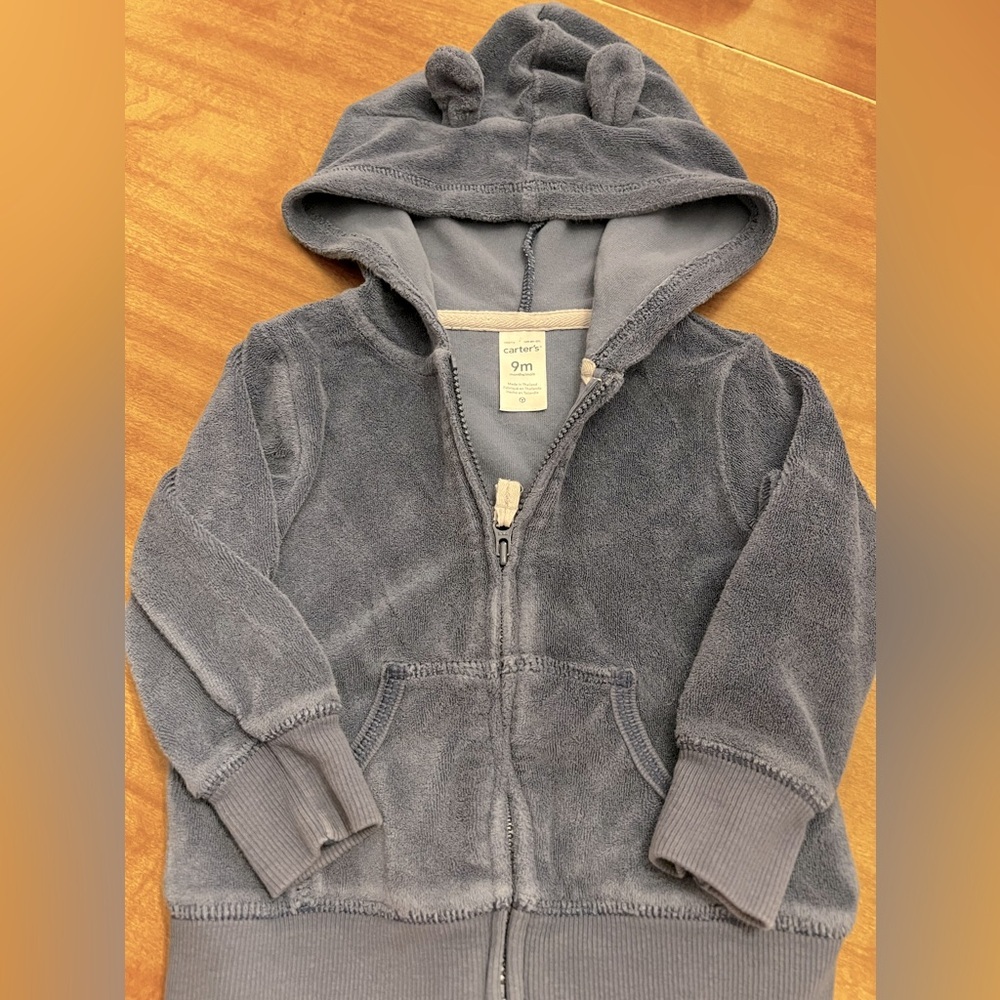Carters Sweatshirt 9 months